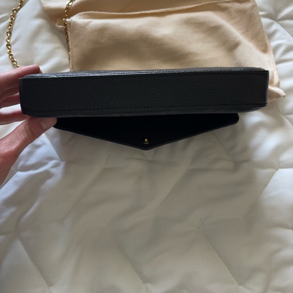 Louis Vuitton Black Monogram Crossbody Bag with Gold Chain - Picture 8 of 8